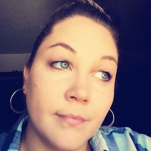 Meet your Posher, Deanna